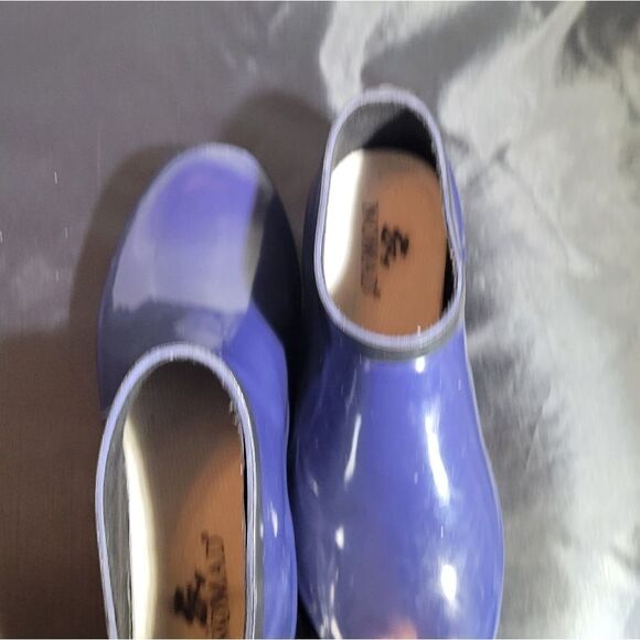 NOMAD WOMEN"S DRIP SHINY RAIN CLOG - Picture 13 of 15